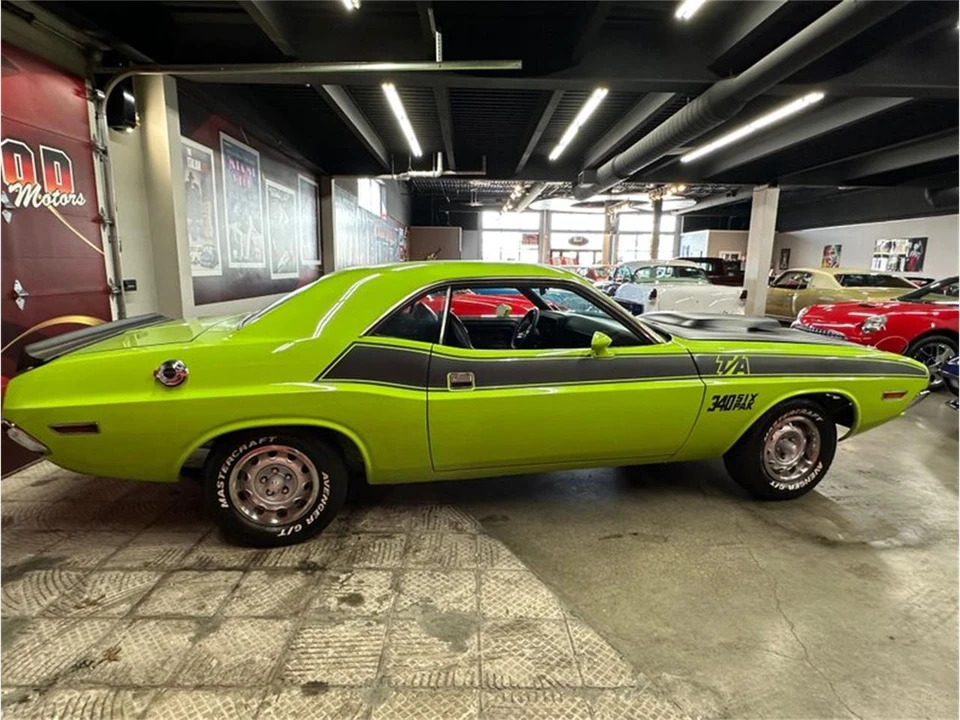 1970 Dodge Challenger 1st Gen - Image 12 of 31