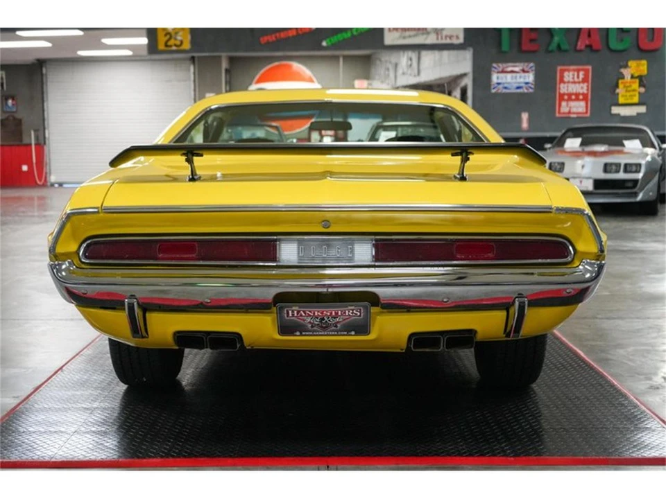 1970 Dodge Challenger 1st Gen - Image 21 of 31