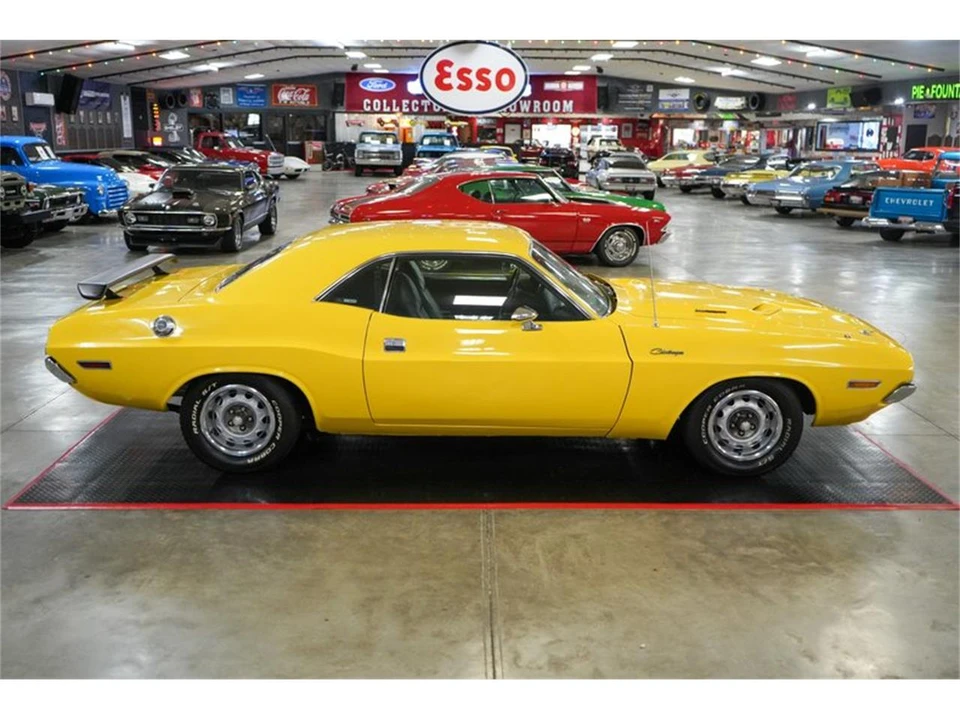 1970 Dodge Challenger 1st Gen - Image 15 of 31