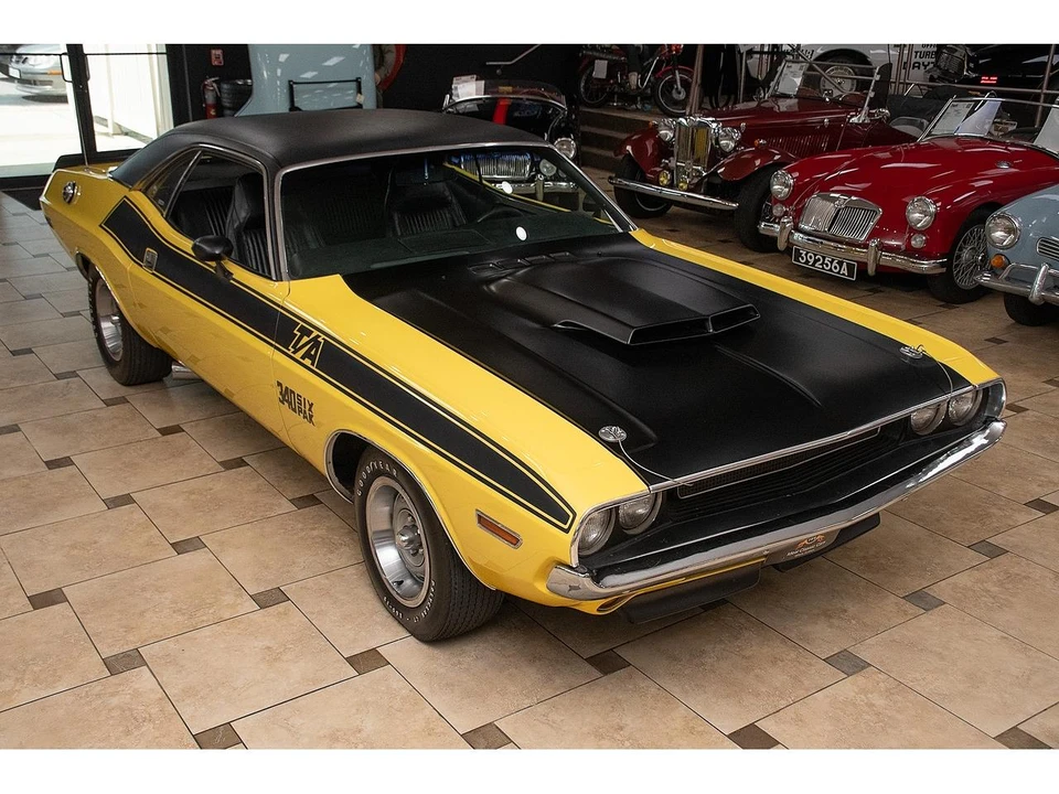 1970 Dodge Challenger 1st Gen - Image 10 of 31