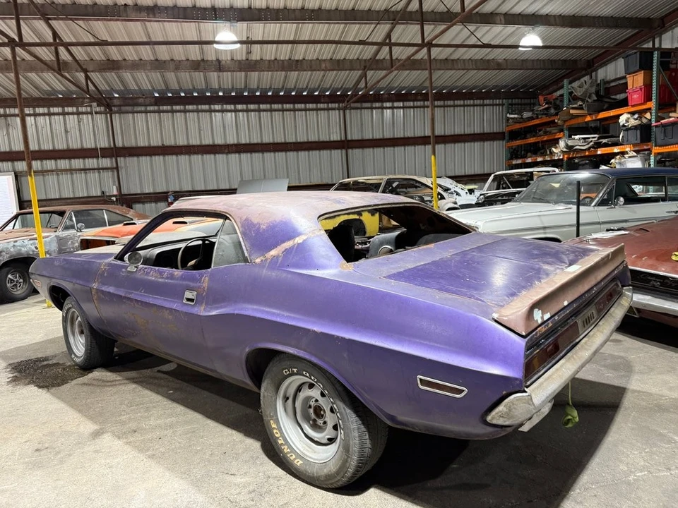 1970 Dodge Challenger 1st Gen - Image 4 of 31