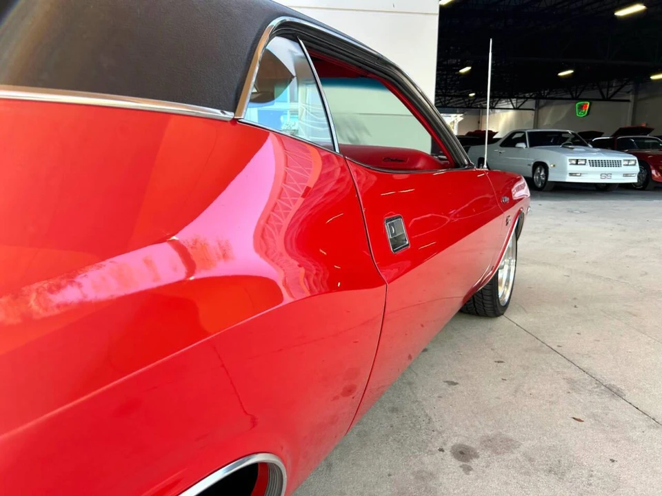 1970 Dodge Challenger 1st Gen - Image 18 of 31