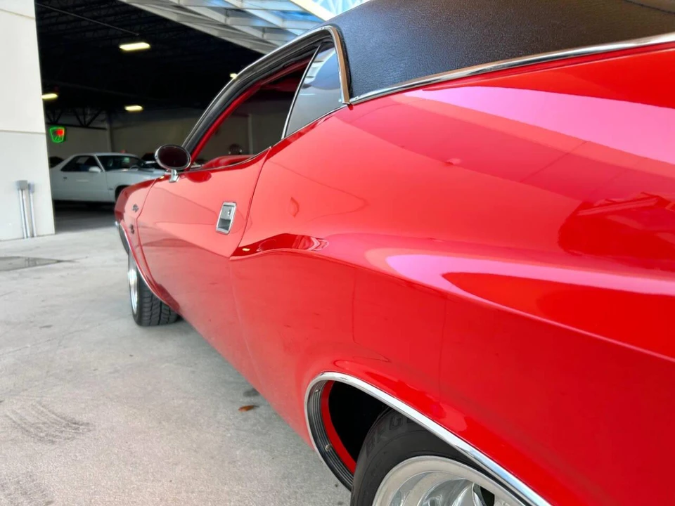 1970 Dodge Challenger 1st Gen - Image 15 of 31