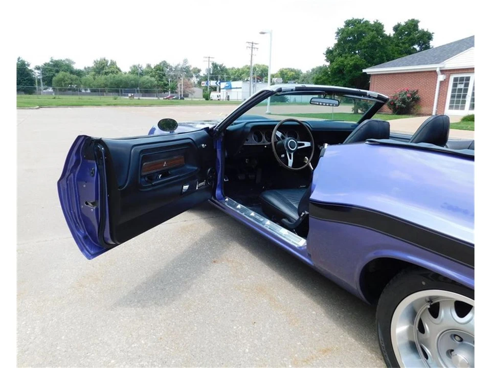 1970 Dodge Challenger 1st Gen - Image 27 of 31