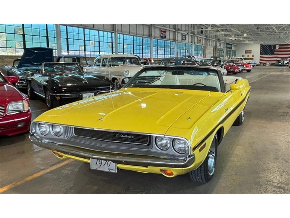 1970 Dodge Challenger 1st Gen - Image 17 of 31