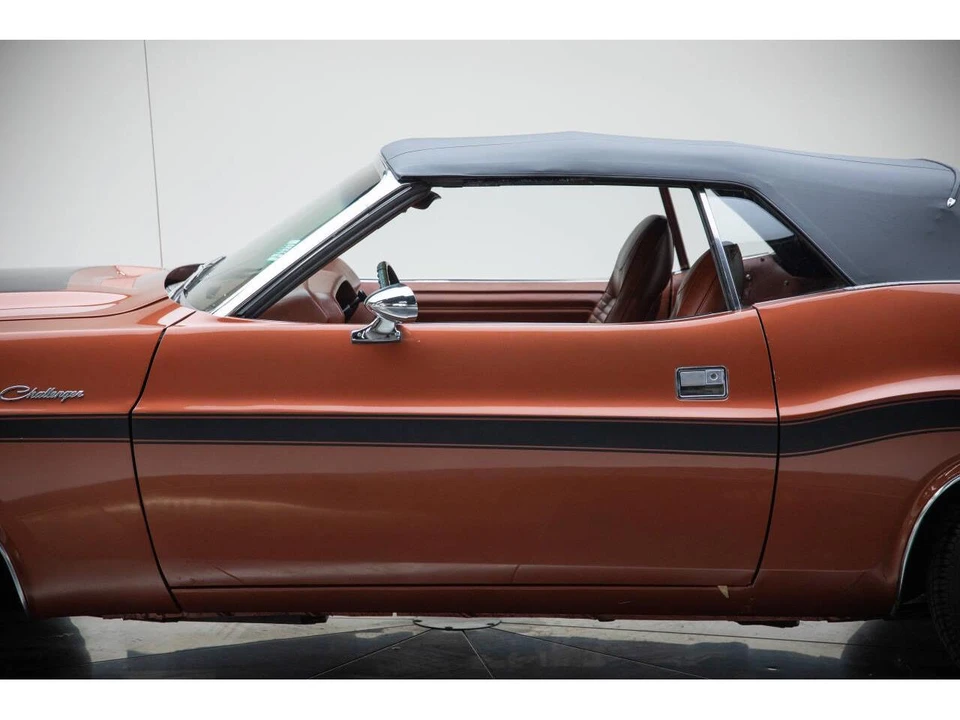 1970 Dodge Challenger 1st Gen - Image 14 of 31
