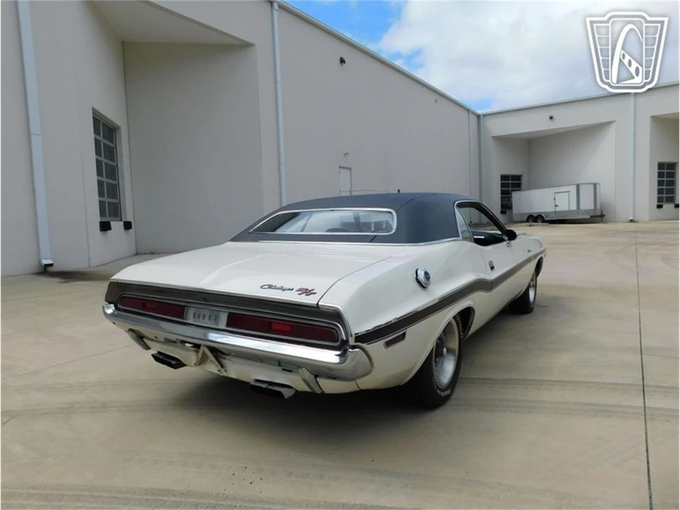 1970 Dodge Challenger 1st Gen - Image 26 of 31