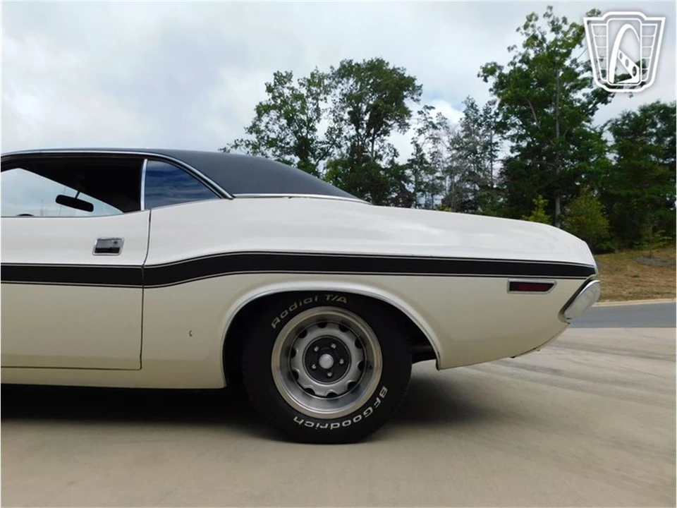 1970 Dodge Challenger 1st Gen - Image 16 of 31