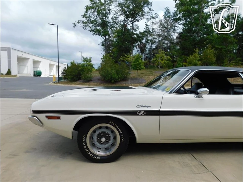 1970 Dodge Challenger 1st Gen - Image 11 of 31