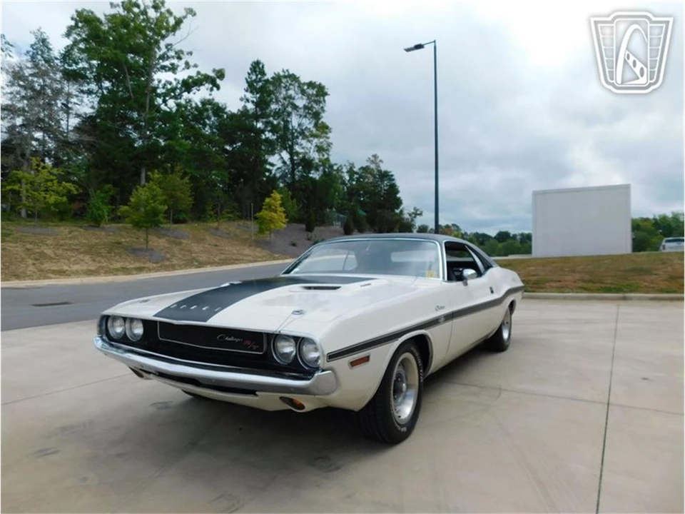 1970 Dodge Challenger 1st Gen - Image 8 of 31