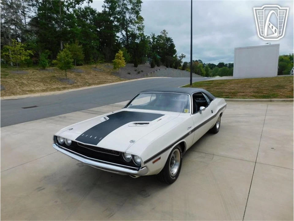 1970 Dodge Challenger 1st Gen - Image 9 of 31