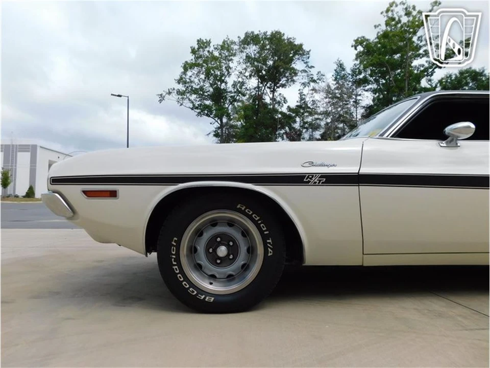 1970 Dodge Challenger 1st Gen - Image 10 of 31