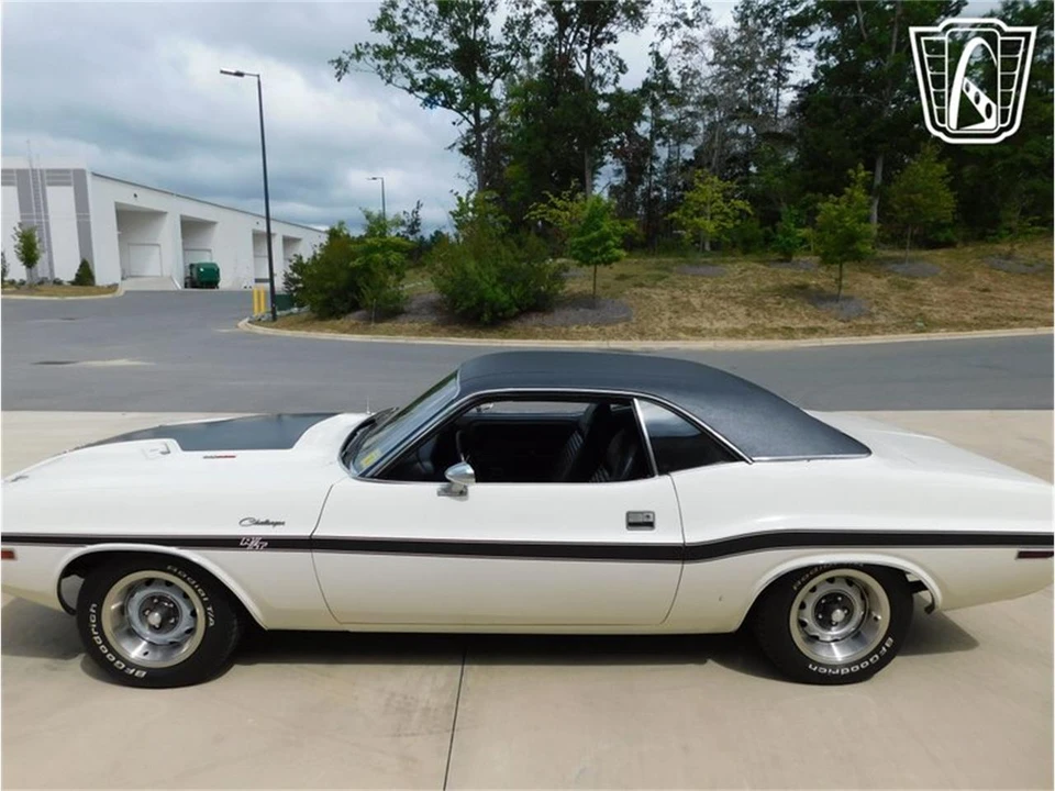 1970 Dodge Challenger 1st Gen - Image 15 of 31
