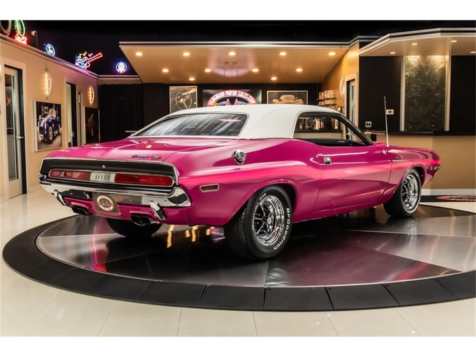 1970 Dodge Challenger 1st Gen - Image 13 of 31