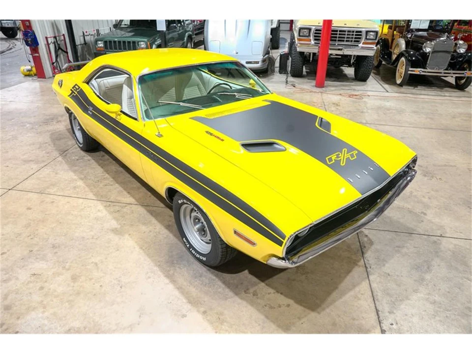 1970 Dodge Challenger 1st Gen - Image 14 of 31