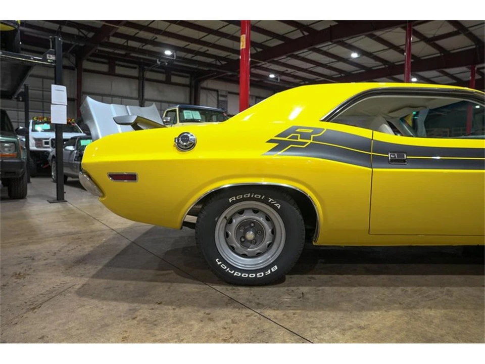 1970 Dodge Challenger 1st Gen - Image 9 of 31