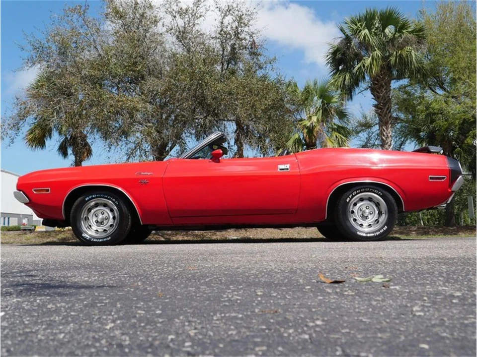 1970 Dodge Challenger 1st Gen - Image 17 of 31