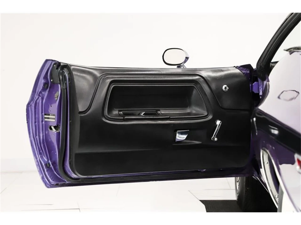1970 Dodge Challenger 1st Gen - Image 8 of 31