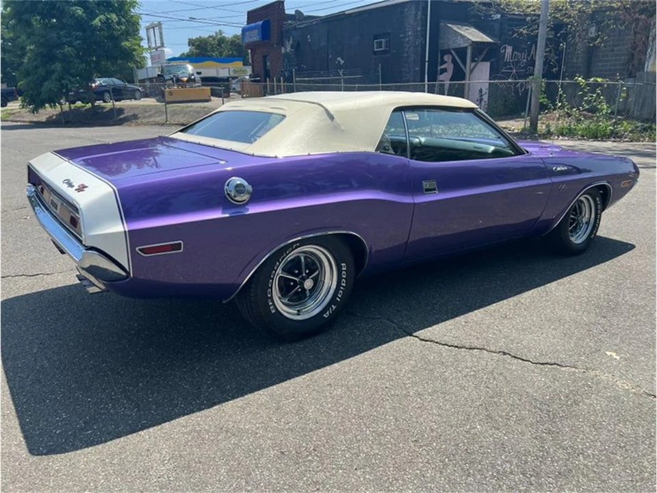 1970 Dodge Challenger 1st Gen - Image 11 of 31