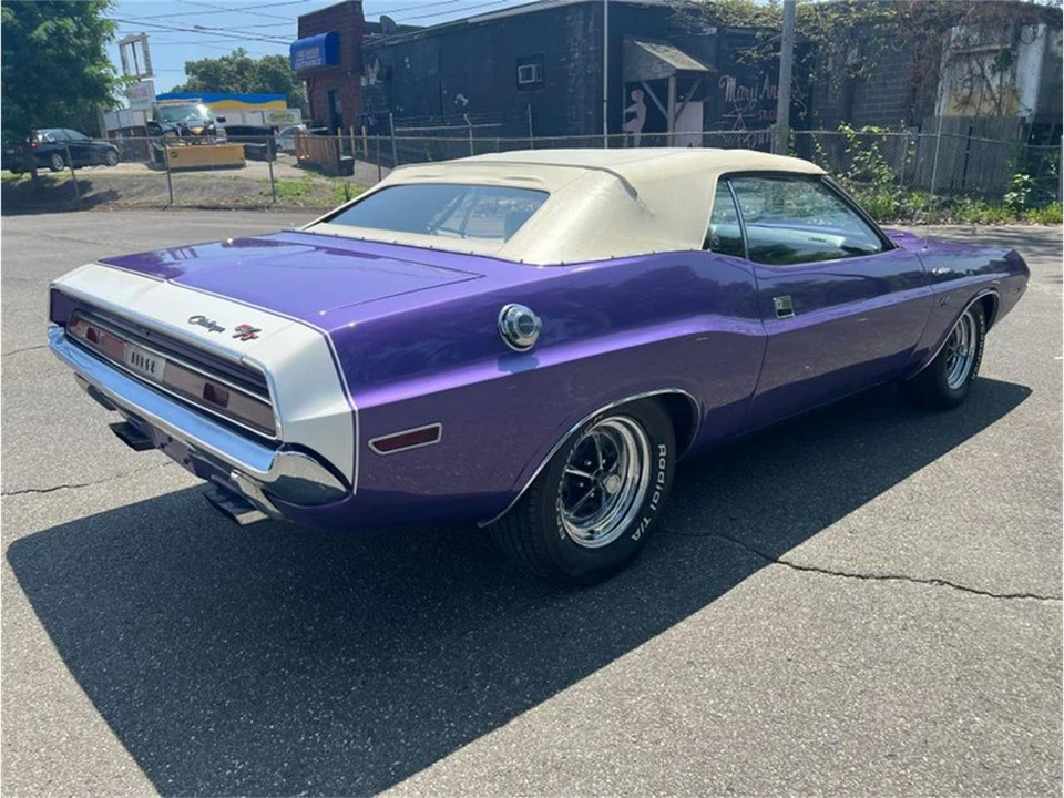 1970 Dodge Challenger 1st Gen - Image 10 of 31
