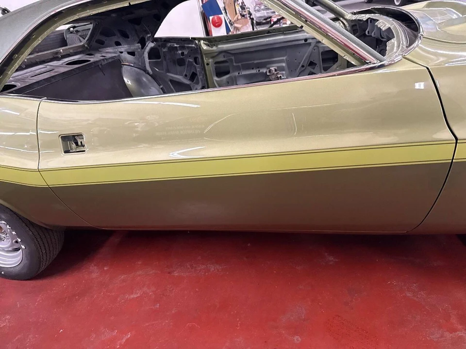 1970 Dodge Challenger 1st Gen - Image 12 of 31