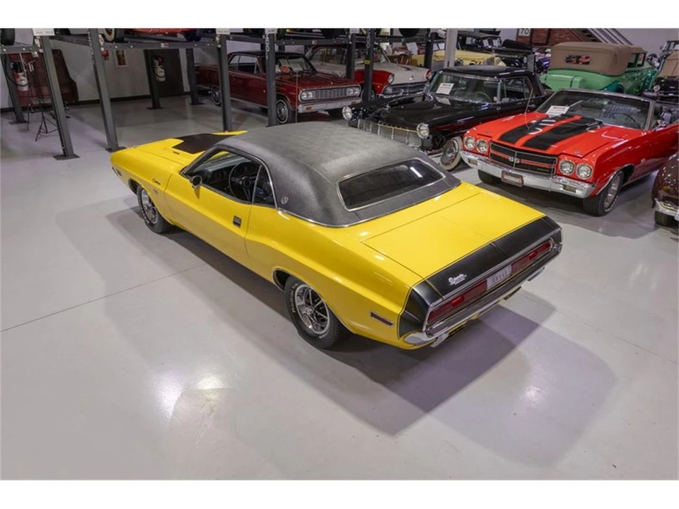 1970 Dodge Challenger 1st Gen - Image 10 of 31