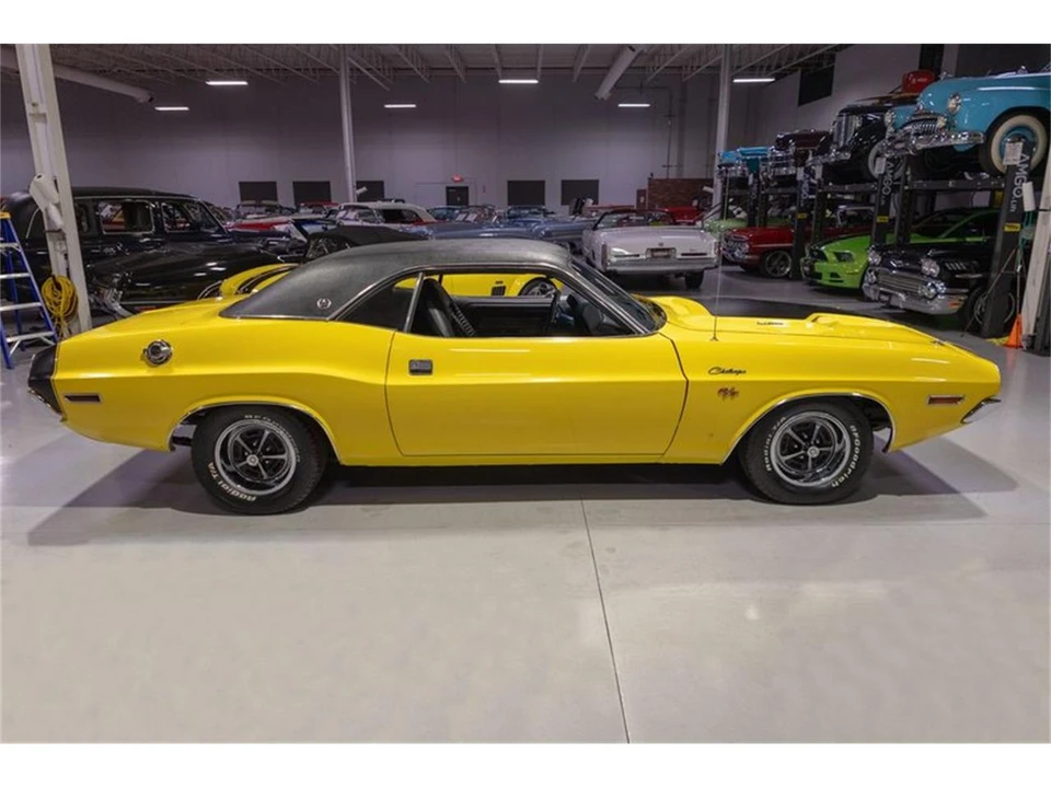 1970 Dodge Challenger 1st Gen - Image 15 of 31