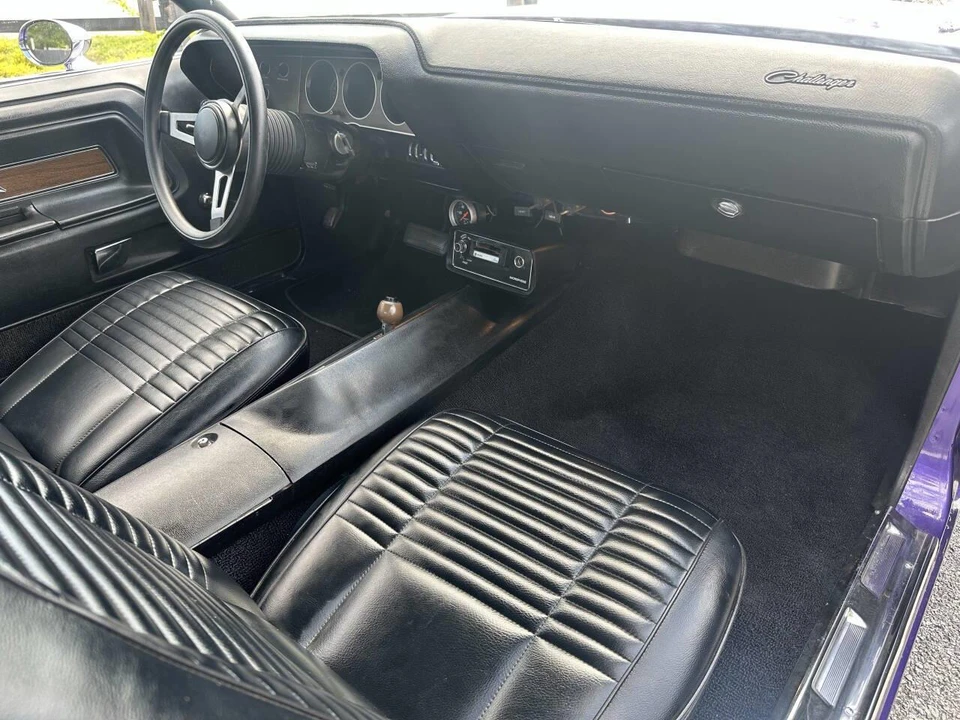 1970 Dodge Challenger 1st Gen - Image 23 of 31