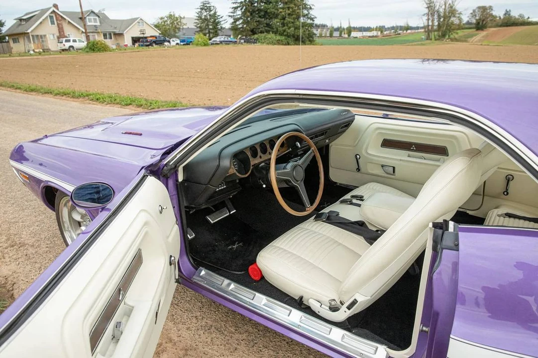 1970 Dodge Challenger 1st Gen - Image 9 of 13