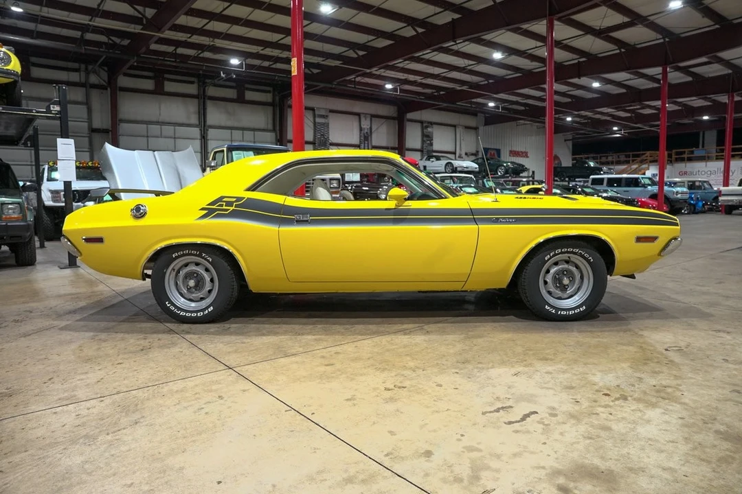 1970 Dodge Challenger R/T & T/A 1st Gen - Image 10 of 31