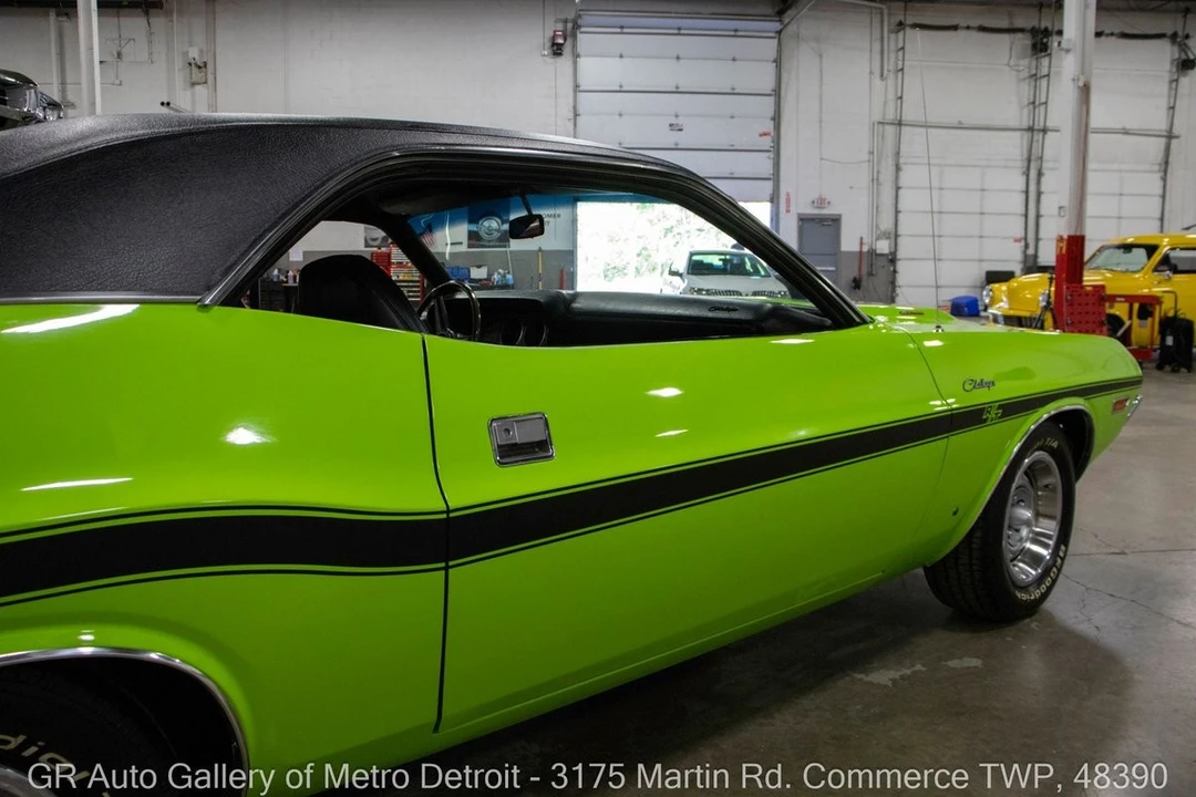 1970 Dodge Challenger R/T & T/A 1st Gen - Image 23 of 31