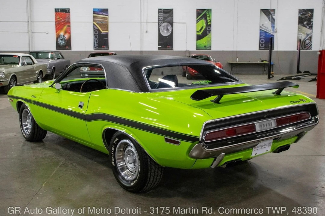 1970 Dodge Challenger R/T & T/A 1st Gen - Image 4 of 31