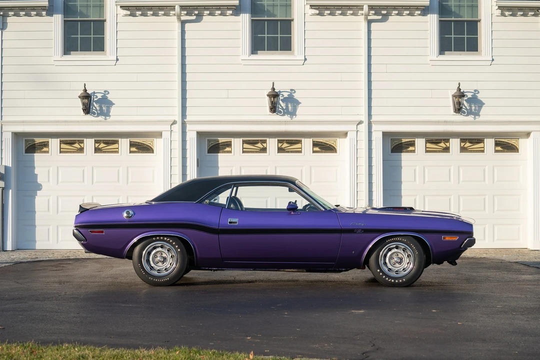 1970 Dodge Challenger Hemi 1st Gen - Image 5 of 31