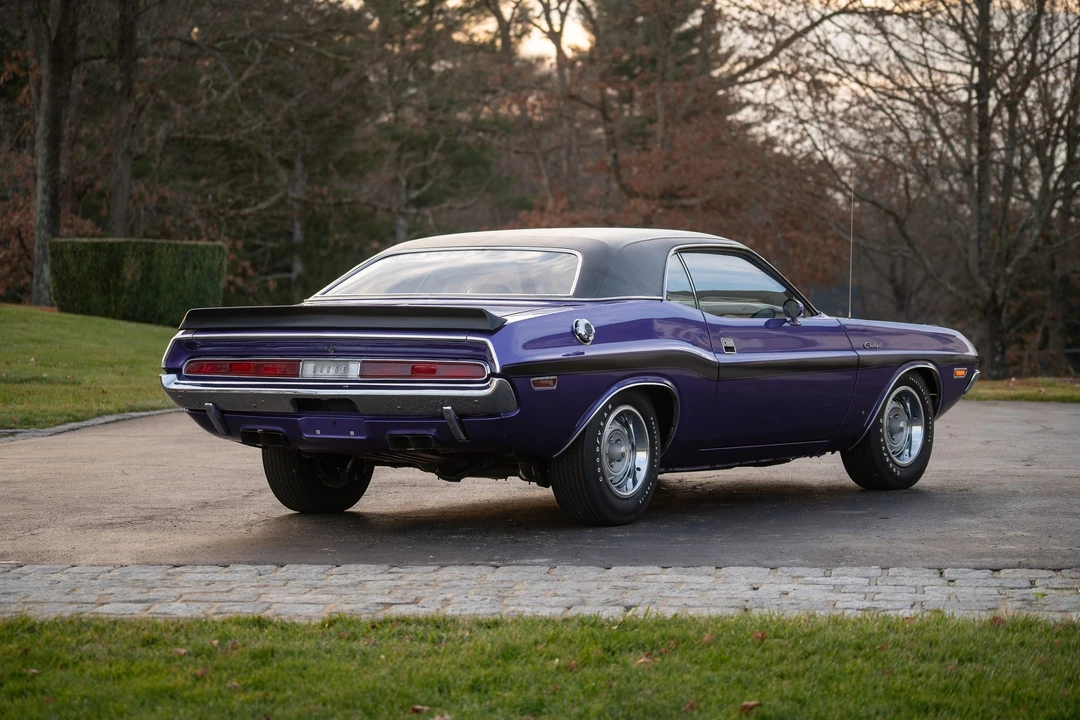 1970 Dodge Challenger Hemi 1st Gen - Image 8 of 31