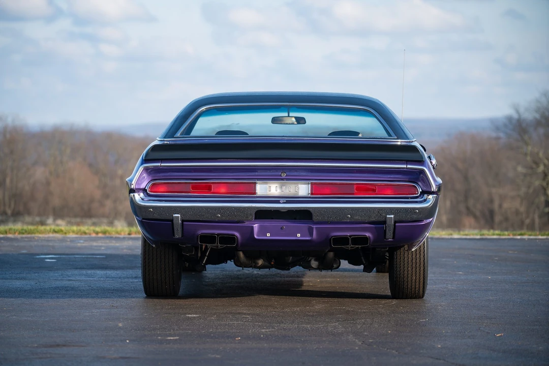 1970 Dodge Challenger Hemi 1st Gen - Image 9 of 31