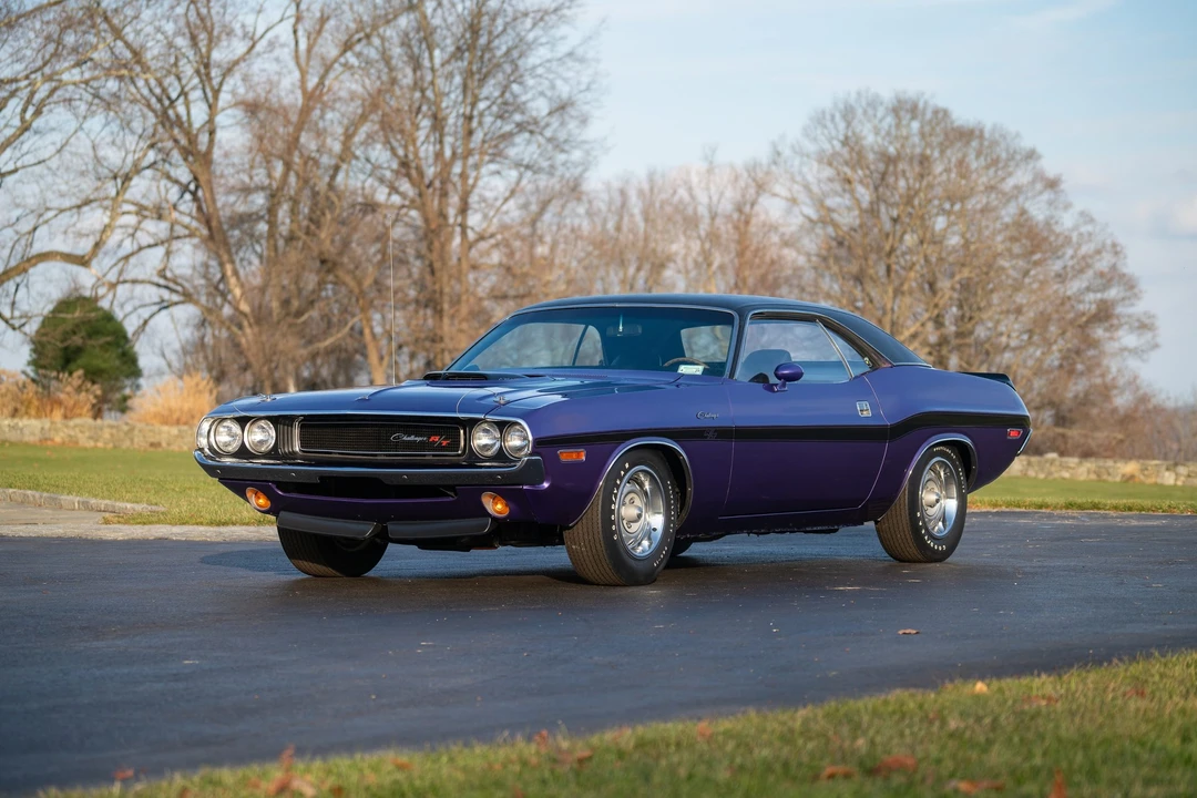 1970 Dodge Challenger Hemi 1st Gen - Image 16 of 31