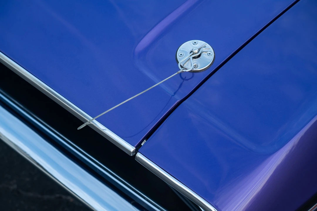 1970 Dodge Challenger Hemi 1st Gen - Image 22 of 31