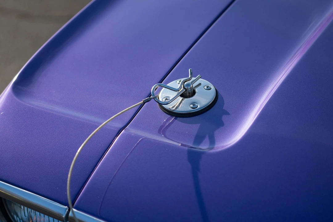 1970 Dodge Challenger Hemi 1st Gen - Image 23 of 31