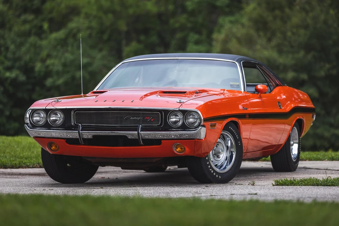 1970 Dodge Challenger Hemi 1st Gen - Image 10 of 31