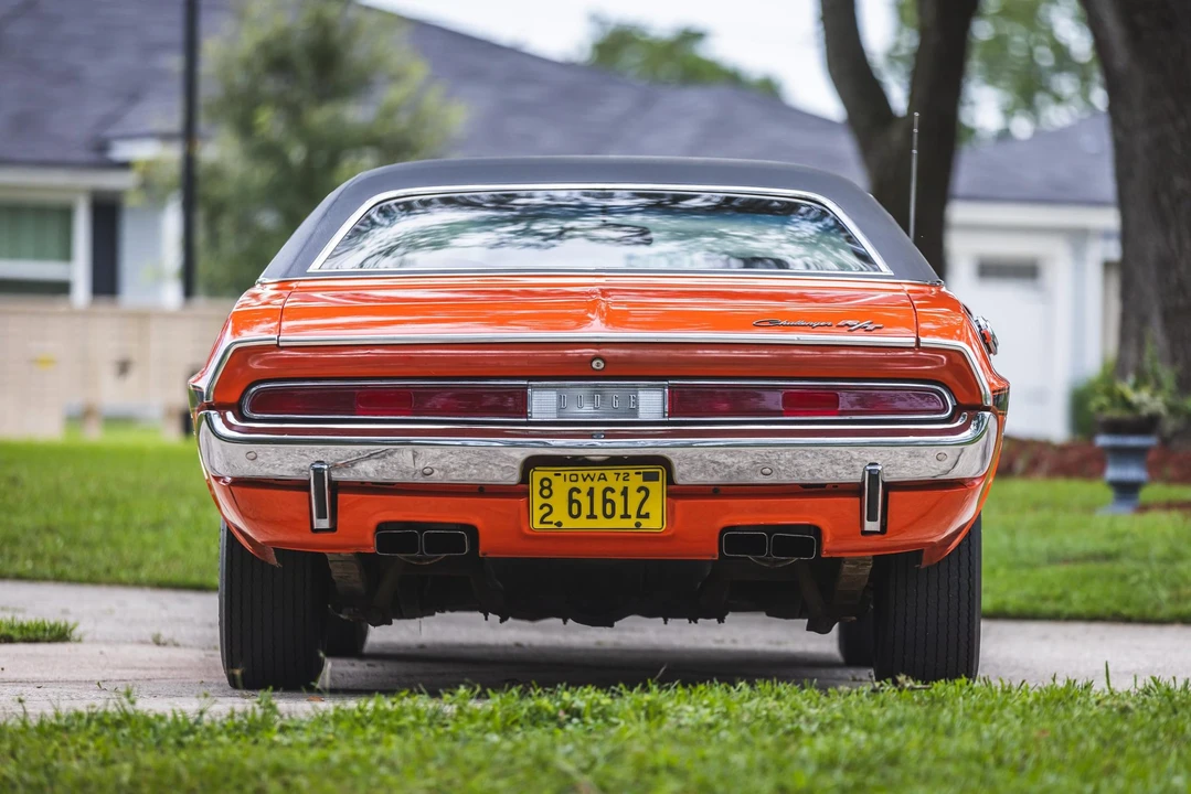 1970 Dodge Challenger Hemi 1st Gen - Image 12 of 31