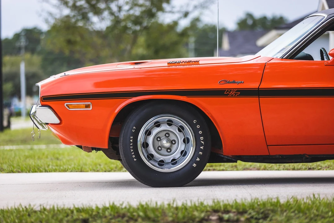 1970 Dodge Challenger Hemi 1st Gen - Image 14 of 31