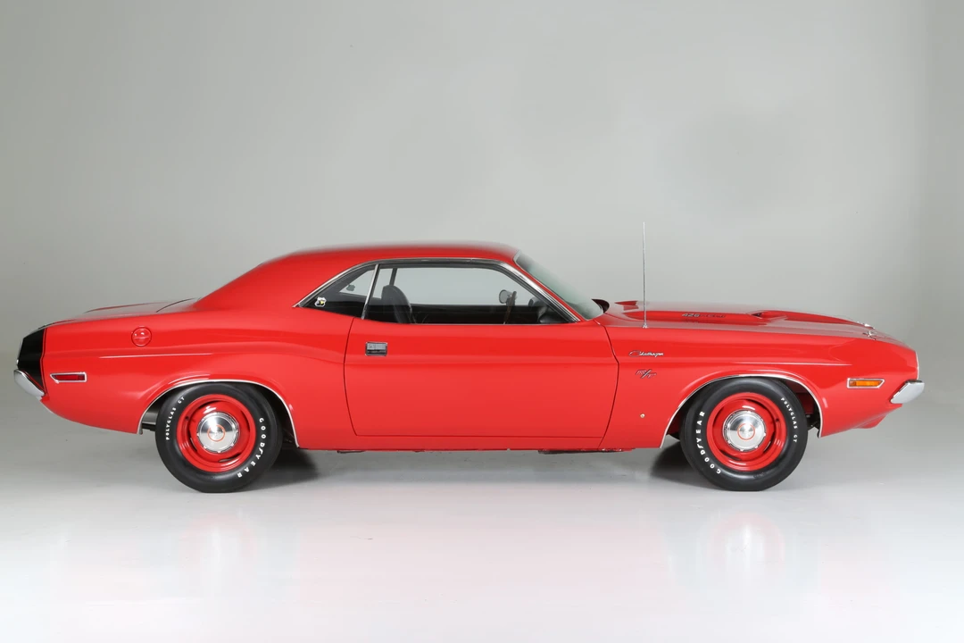 1970 Dodge Challenger Hemi 1st Gen - Image 10 of 31