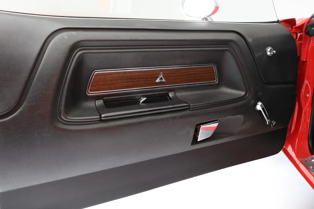 1970 Dodge Challenger Hemi 1st Gen - Image 23 of 31