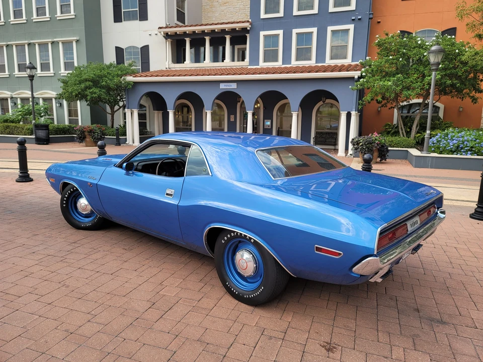1970 Dodge Challenger Hemi 1st Gen - Image 26 of 31