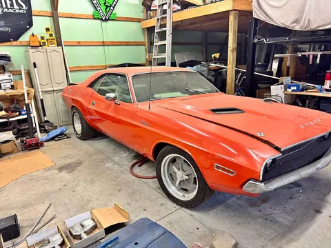 1970 Dodge Challenger R/T Coupe 2D