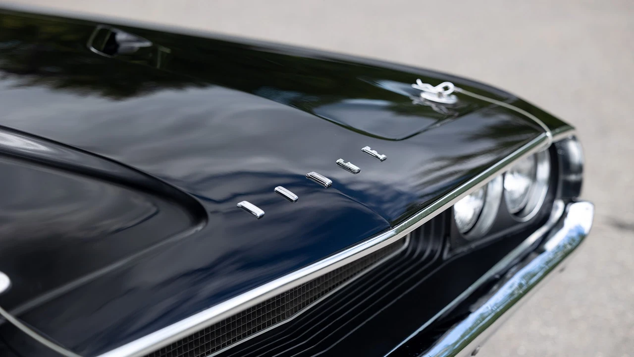 1970 Dodge Challenger Hemi 1st Gen - Image 25 of 31