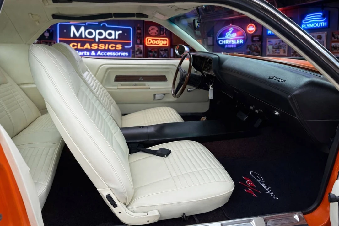 1970 Dodge Challenger Hemi 1st Gen - Image 20 of 21