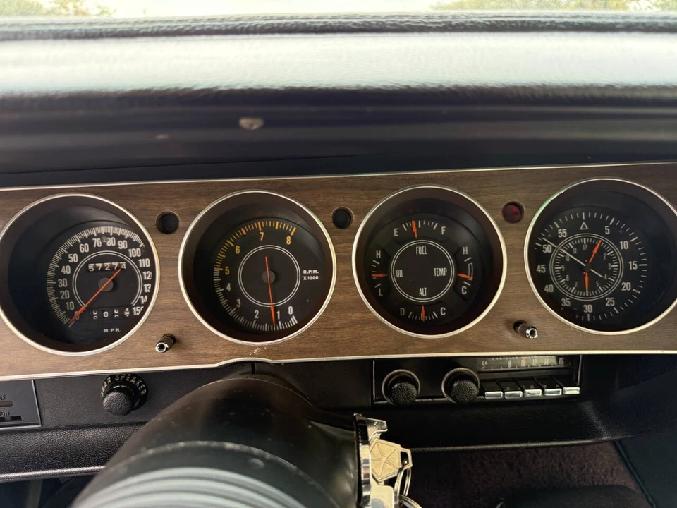 1970 Dodge Challenger Hemi 1st Gen - Image 17 of 31