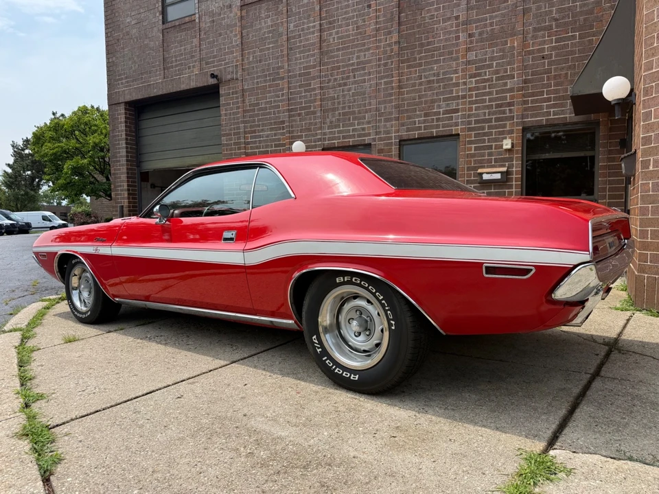 1970 Dodge Challenger R/T & T/A 1st Gen - Image 4 of 31