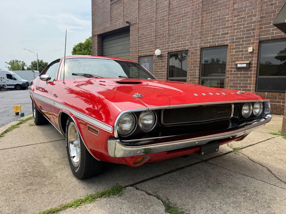 1970 Dodge Challenger R/T & T/A 1st Gen - Image 12 of 31